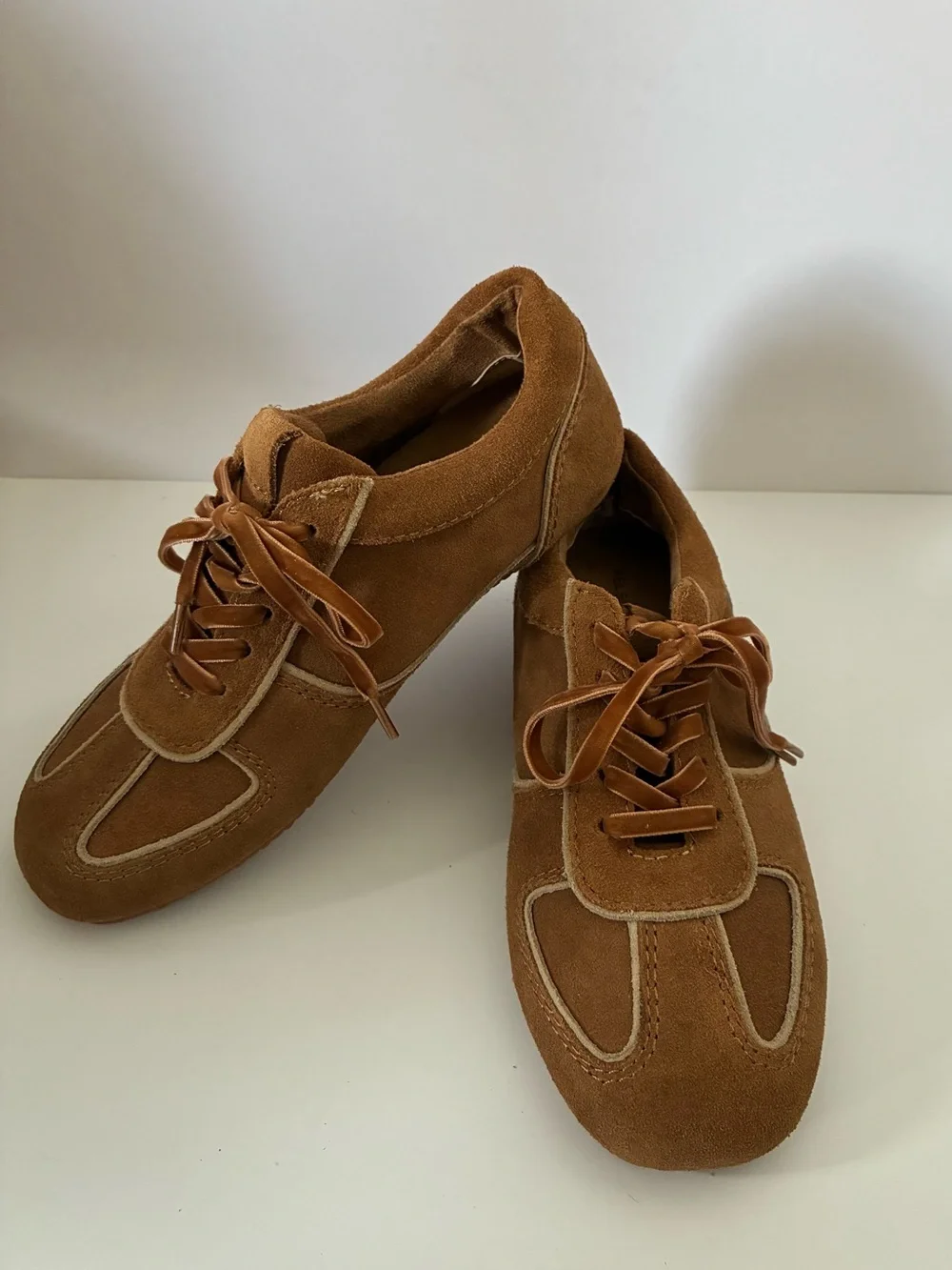 Kelsi Dagger Stover Tan Suede Lace-Up Sneakers Sz. 6.5 NWOT